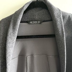Arc’teryx women’s cardigan